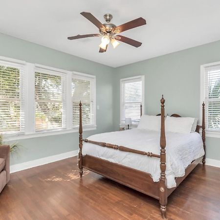 2 Kitchens,2 Living Rooms,4 Bedrooms-Close To All! Galveston Kültér fotó