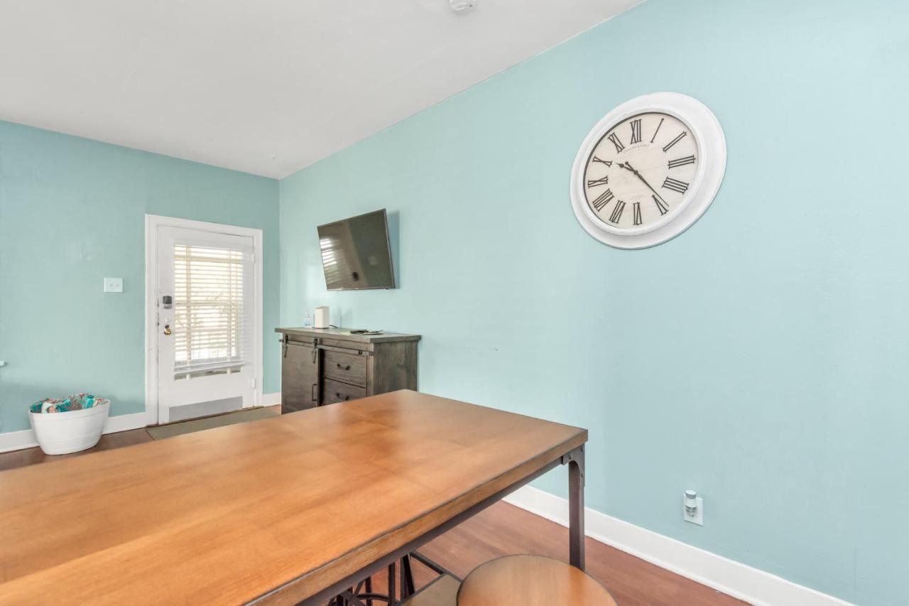 2 Kitchens,2 Living Rooms,4 Bedrooms-Close To All! Galveston Kültér fotó
