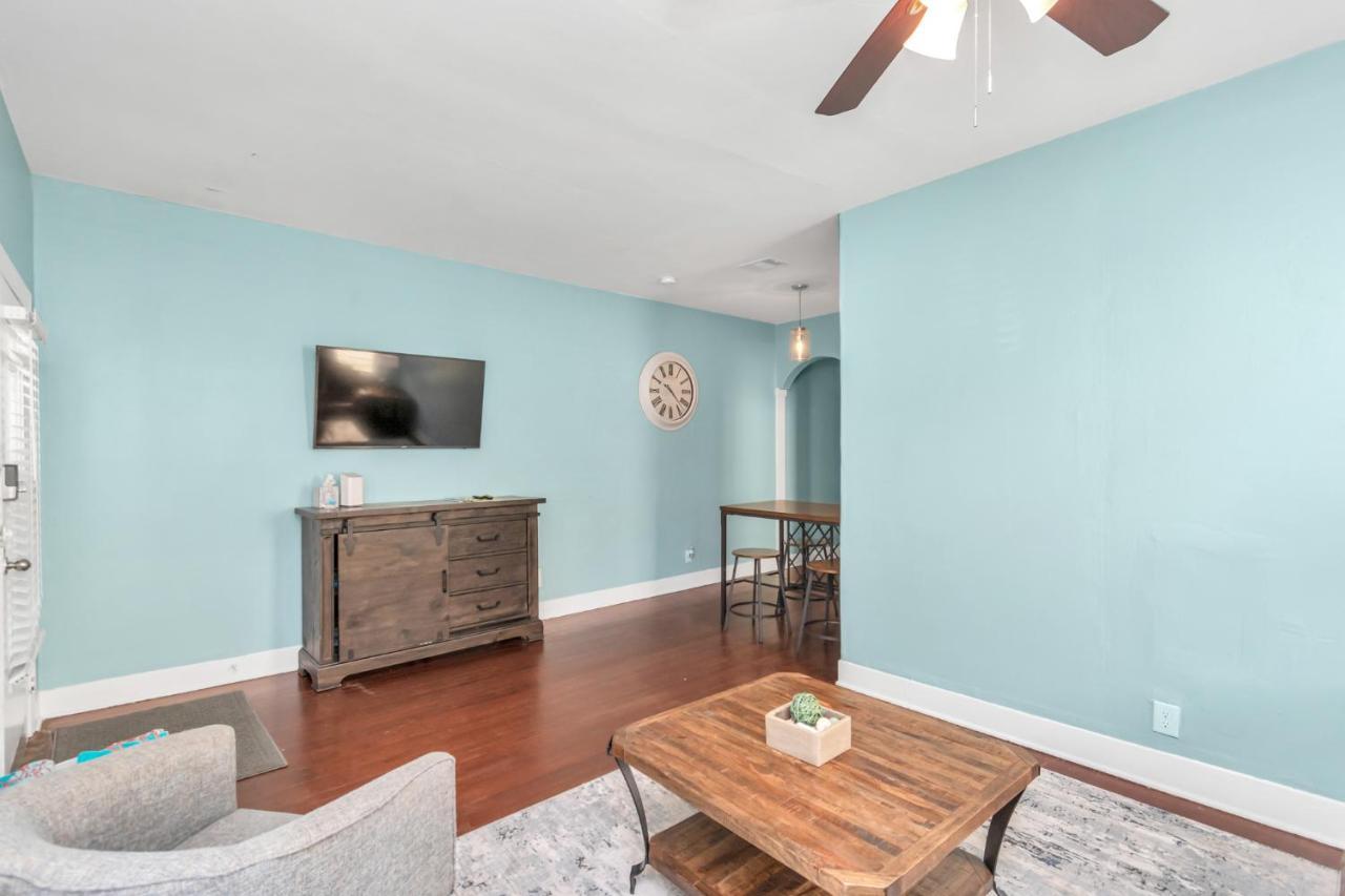 2 Kitchens,2 Living Rooms,4 Bedrooms-Close To All! Galveston Kültér fotó