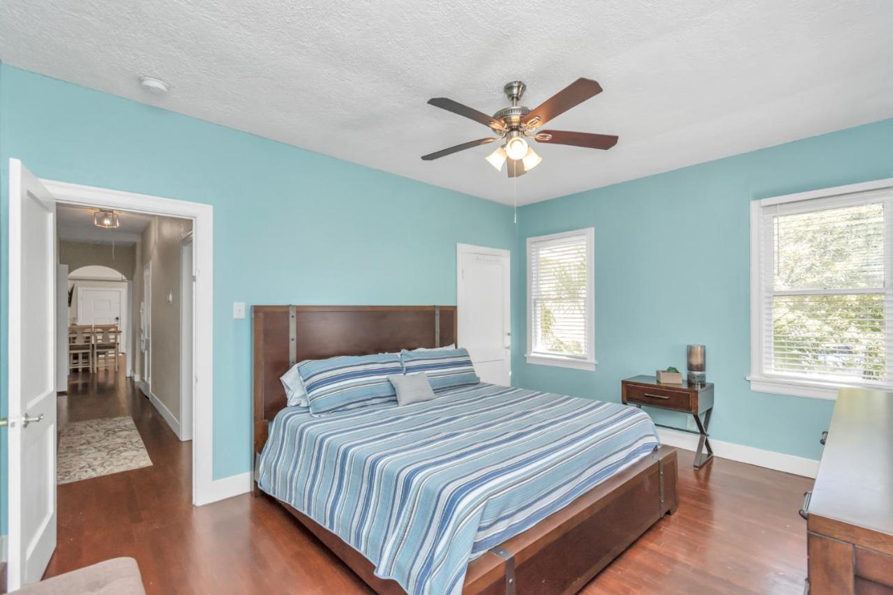 2 Kitchens,2 Living Rooms,4 Bedrooms-Close To All! Galveston Kültér fotó