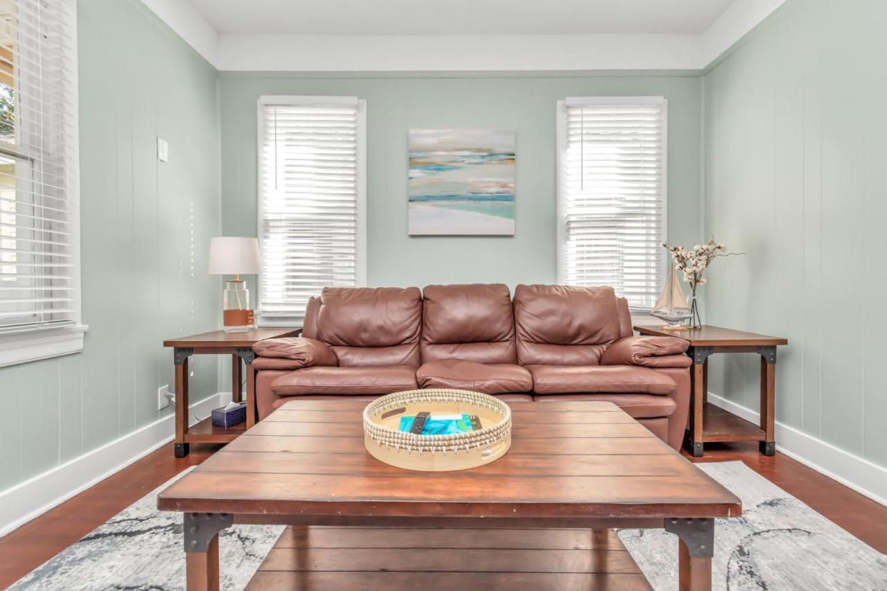 2 Kitchens,2 Living Rooms,4 Bedrooms-Close To All! Galveston Kültér fotó