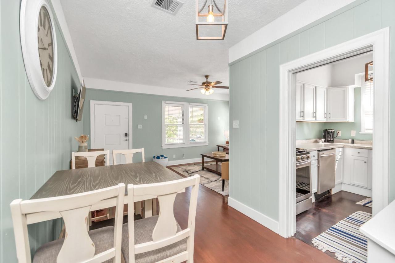 2 Kitchens,2 Living Rooms,4 Bedrooms-Close To All! Galveston Kültér fotó